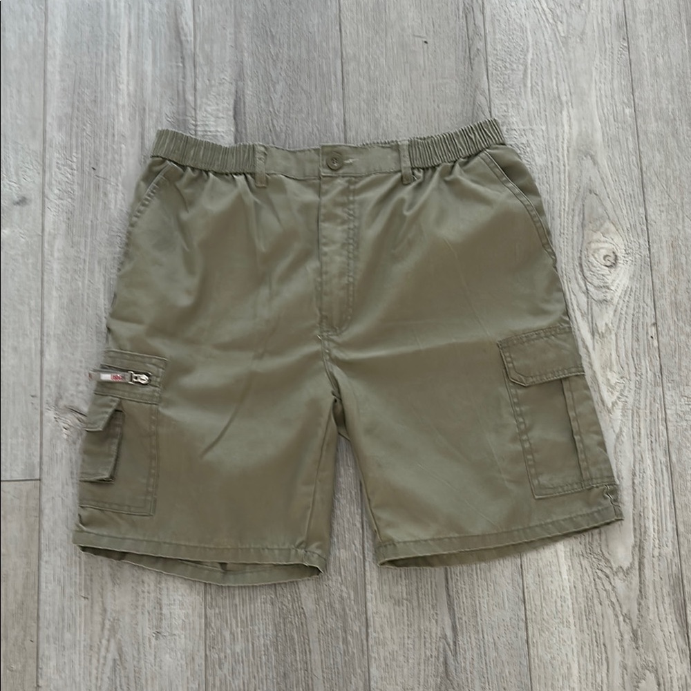 Men's Olive Cargo Shorts